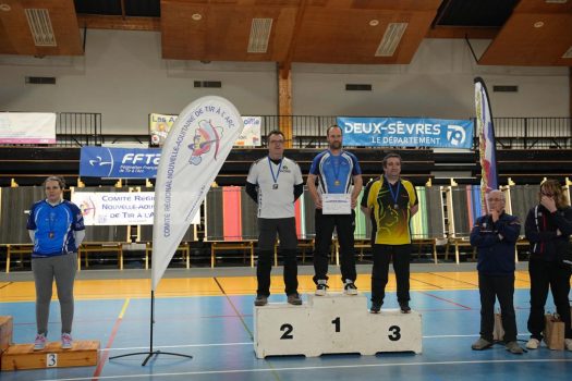 podium-S2HCL